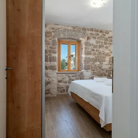 Stone House Grgo With Heated Swimming Pool And *