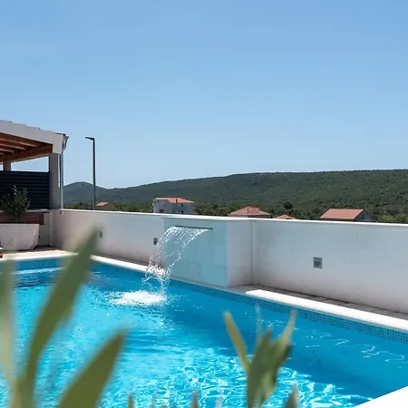 Stone House Grgo With Heated Swimming Pool And Βίλα