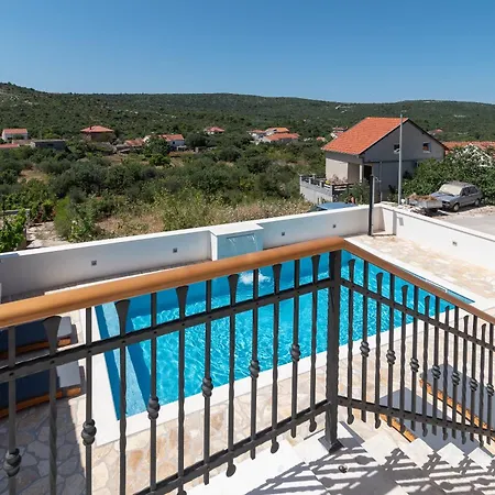 Villa Stone House Grgo With Heated Swimming Pool And *