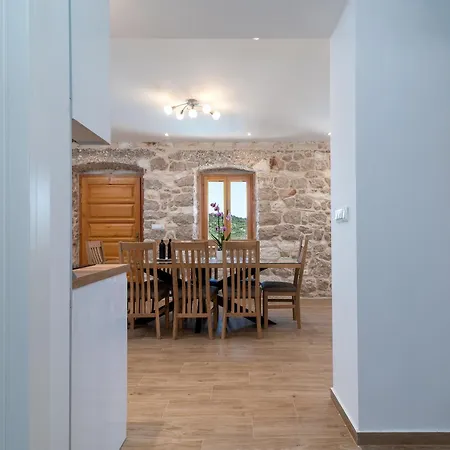 Stone House Grgo With Heated Swimming Pool And