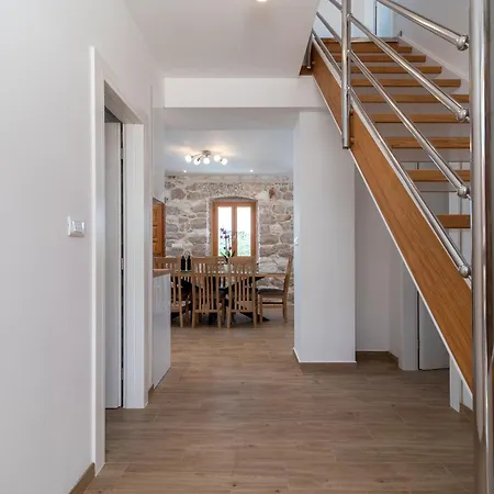 Villa Stone House Grgo With Heated Swimming Pool And *