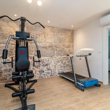 Βίλα Stone House Grgo With Heated Swimming Pool And Podorljak