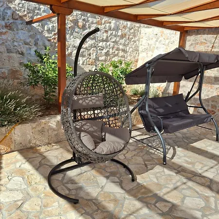 Stone House Grgo With Heated Swimming Pool And Villa