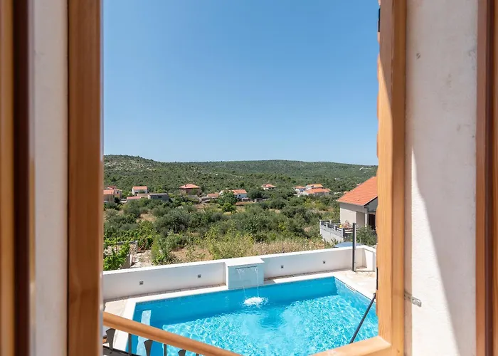 Villa Stone House Grgo With Heated Swimming Pool And Podorljak