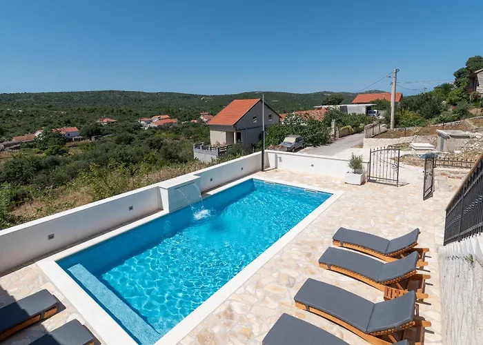 Stone House Grgo With Heated Swimming Pool And *