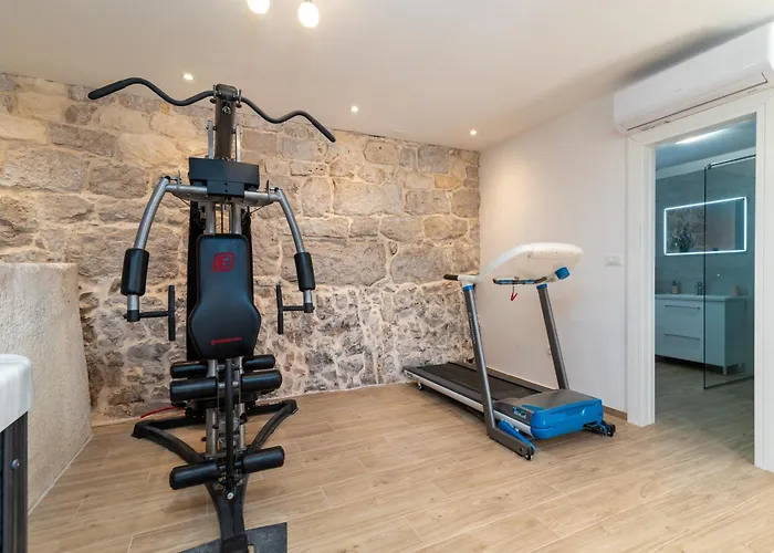 Villa Stone House Grgo With Heated Swimming Pool And Podorljak