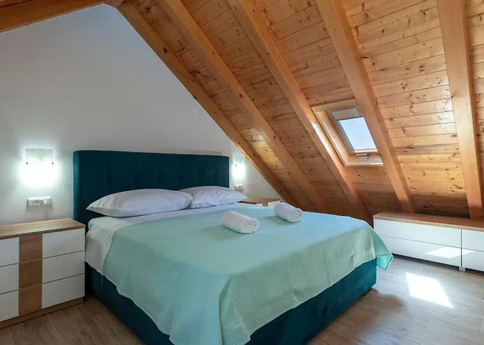 Stone House Grgo With Heated Swimming Pool And *