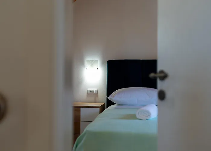 Stone House Grgo With Heated Swimming Pool And