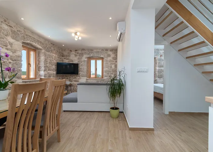 Villa Stone House Grgo With Heated Swimming Pool And Podorljak